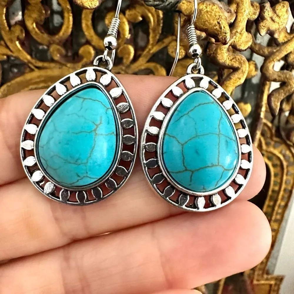 Silver tone turquoise blue teardrop drop earrings - Image 6