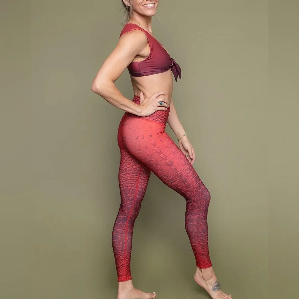 NWOT Niyama Sol Agni Croc Barefoot Legging Sz XS Red - Image 6