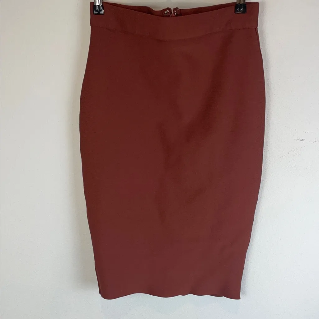 Elegant Rust Pencil Skirt Red Size M - Image 2