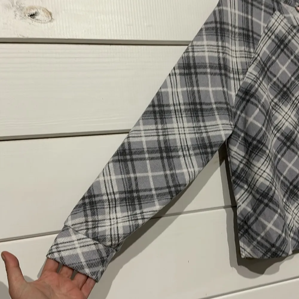 Victoria’s Secret Thermal Pajama Set Gray Plaid - Image 5