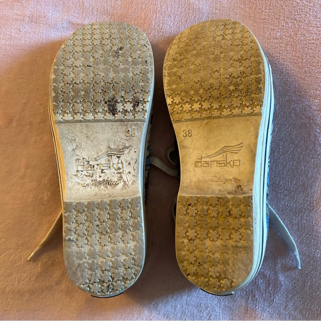 Dansko blue canvas floral print shoes vegan white rubber toe size 38 - Image 6