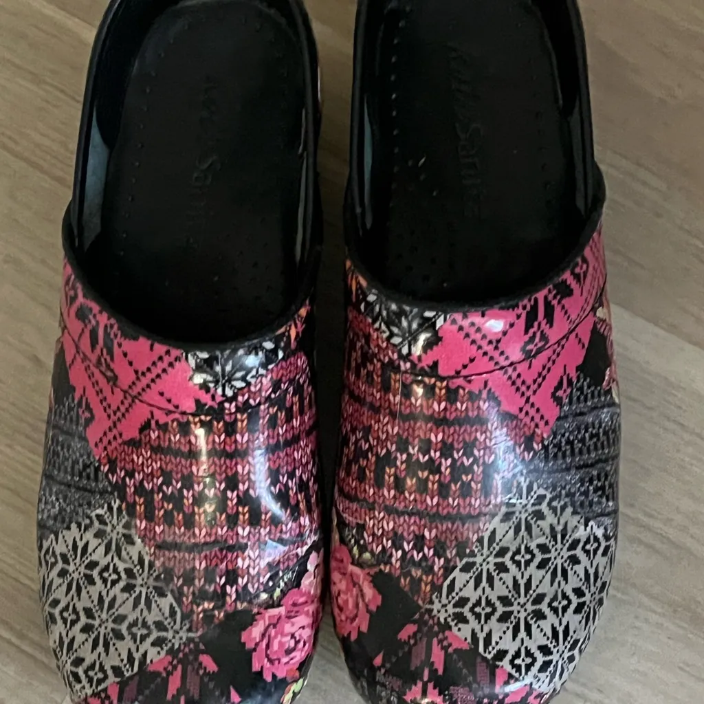 Koi by Sanita Professional Oslo Clogs with a patchwork pattern Size 6 Pink - Image 2