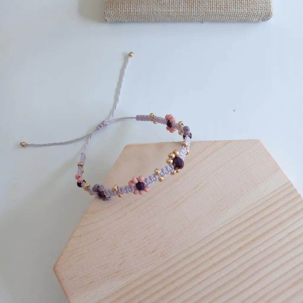 Bracelet Flower Hand Made Adjustable Pink - Image 2