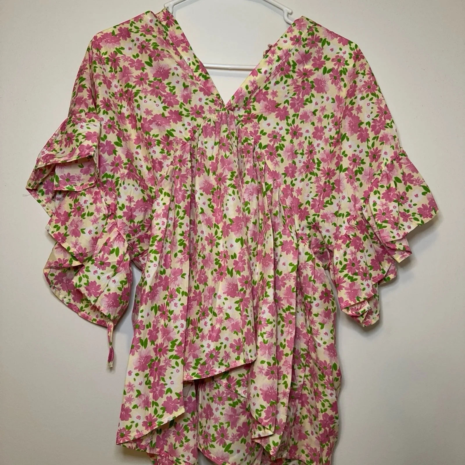 Beulah Style Women’s Pink Floral Short Sleeve Babydoll One Size Blouse‎ Shirt - Image 4