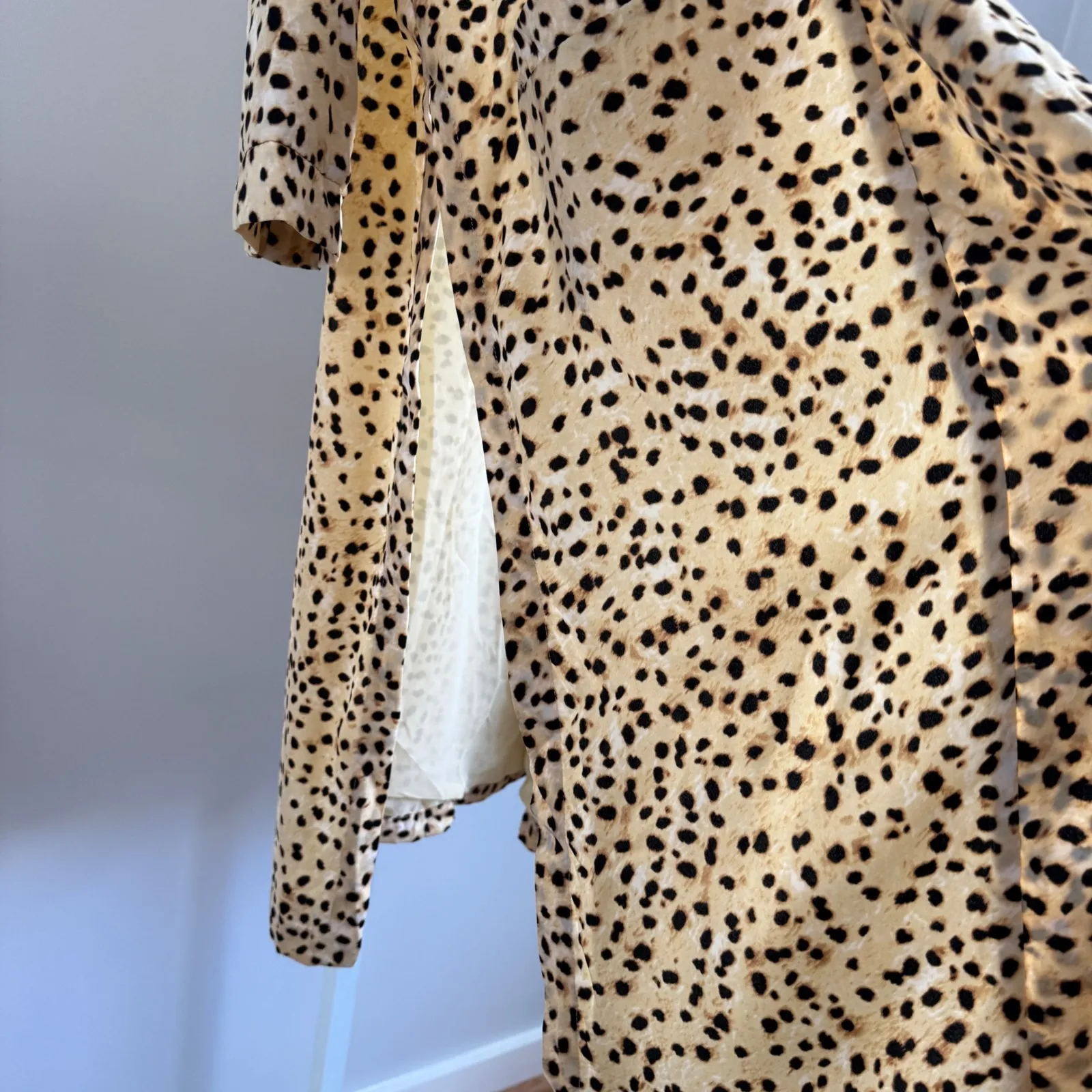 Cupcakes and Cashmere Leopard Print Duster Jacket Boho Lagenlook Kimono sz M NWT - Image 9