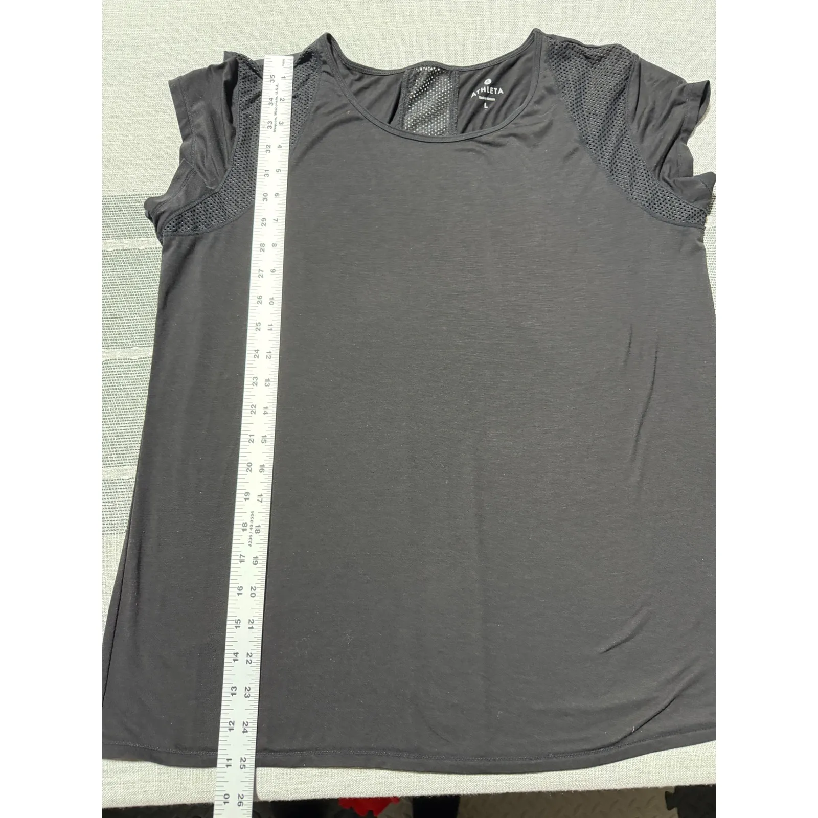 Athleta Womens Gray Mesh Inset Activewear T Shirt Size L - Image 2