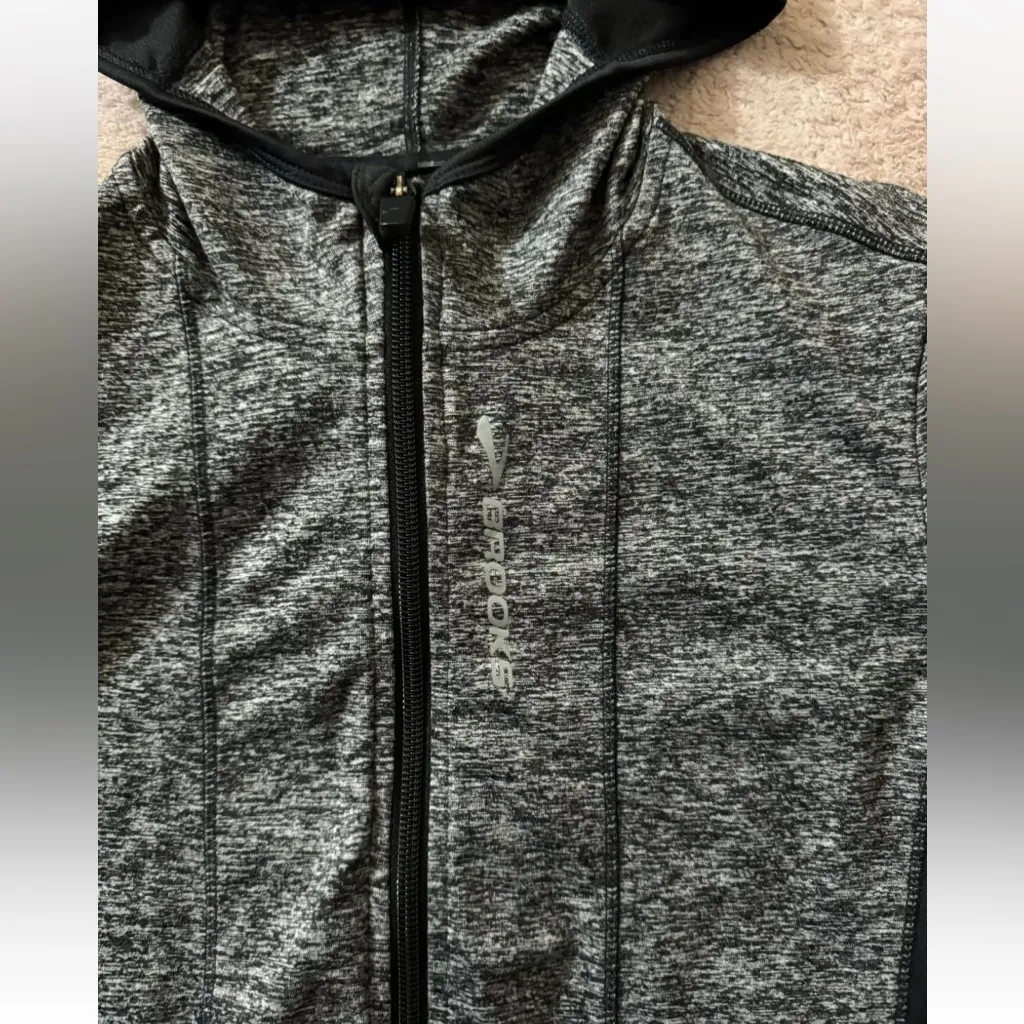Brooks Women’s Equilibrium Technology Full Zip Active Jacket Heather Gray Sz S‎ - Image 4