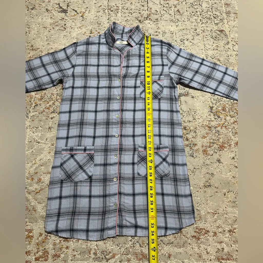 UGG Flannel button down pajama shirt size Small blue - Image 3