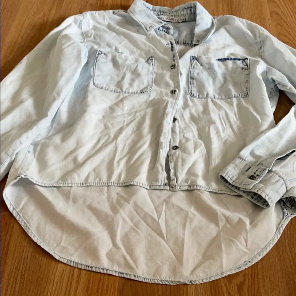 Soft Long Sleeve Hi Low Size Small - Image 10