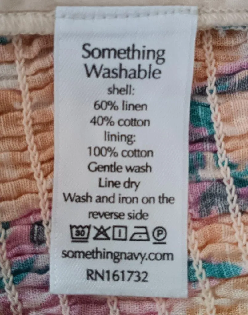 NWOT SOMETHING NAVY ~ MEDIUM ~ Floral Puff Shoulder Top in Orange Combo Crop NEW - Image 15