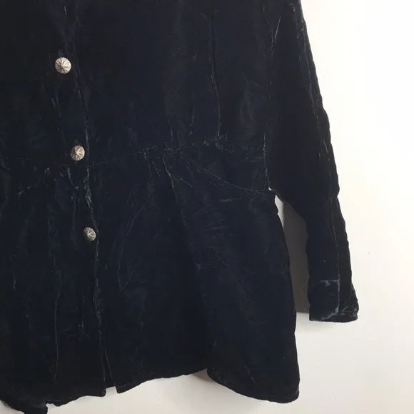 Jeanne Engelhart black velvet button down cardigan coat size medium - Image 4
