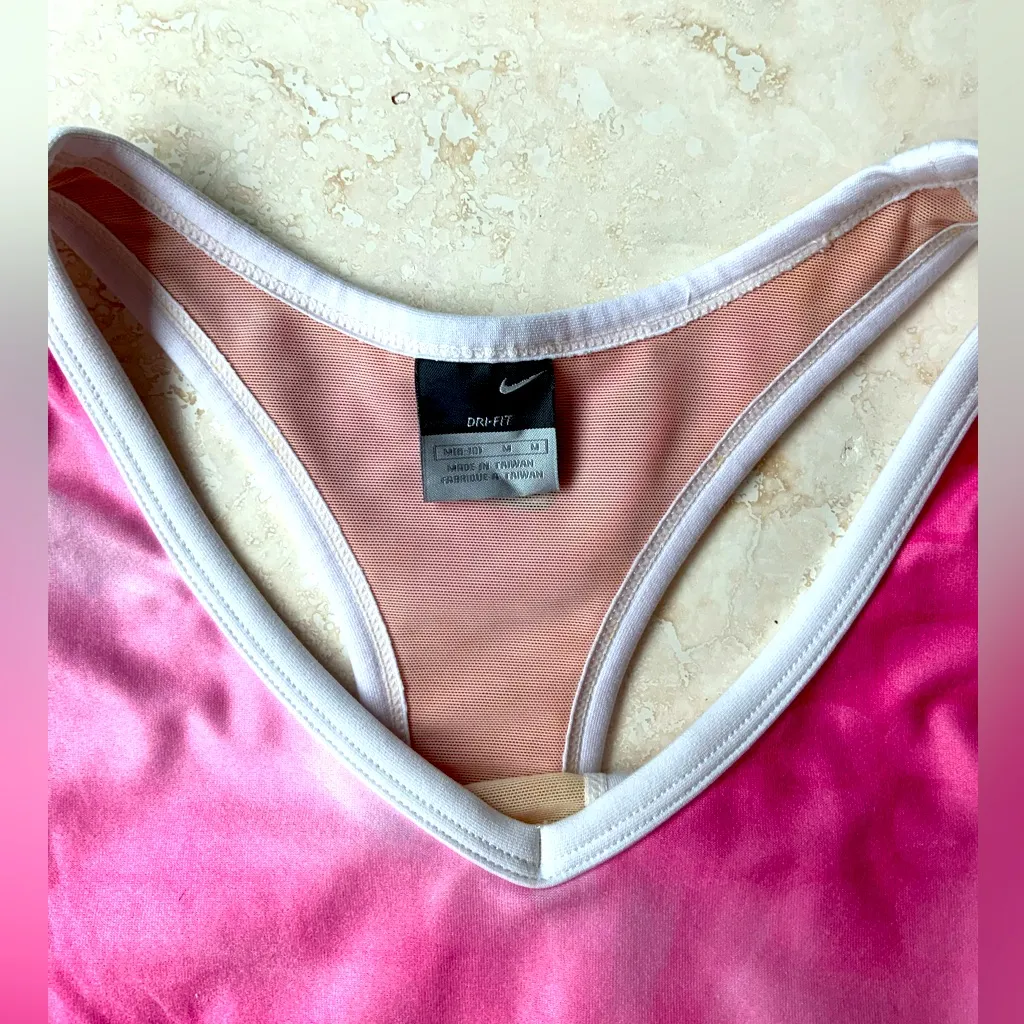 Nike Pink Active Tank Top Sz Med - Image 3