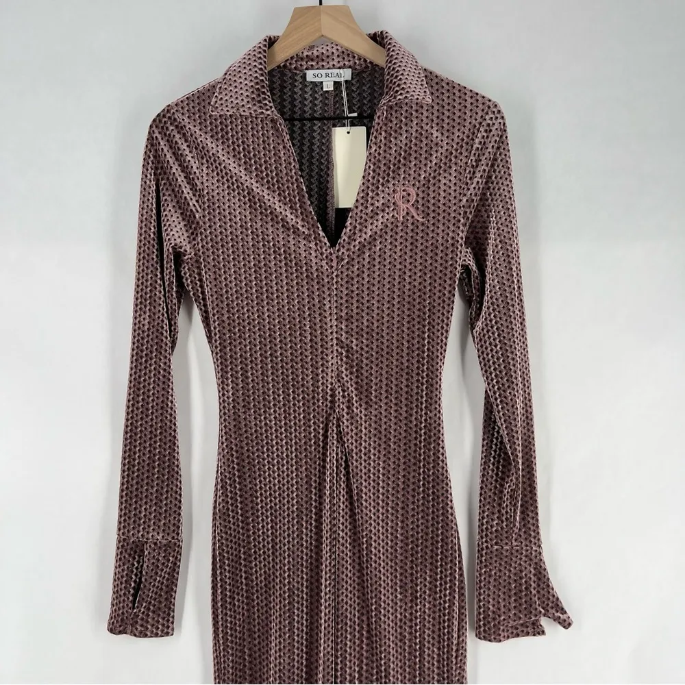 GSUWOO So Real Velvet Zip Front Jumpsuit V Neck Long Sleeve Form‎ Fitting Sexy Purple Size L - Image 4