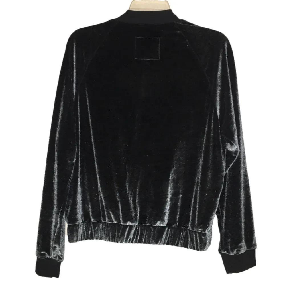 American Eagle NEW  Outfitters Velvet Bomber Jacket size M Grey - Image 5