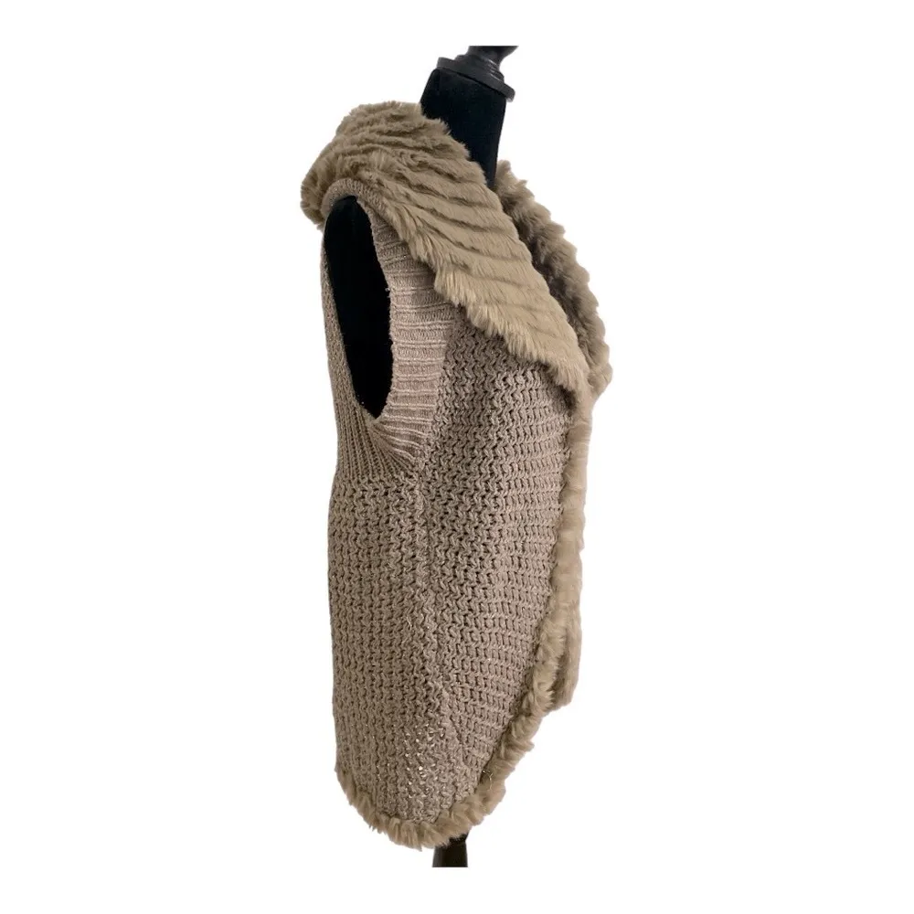 Chico's Knitted Vest Sweater Faux Fur Sleeveless Open Front Beige Women's Size 1 - Image 6