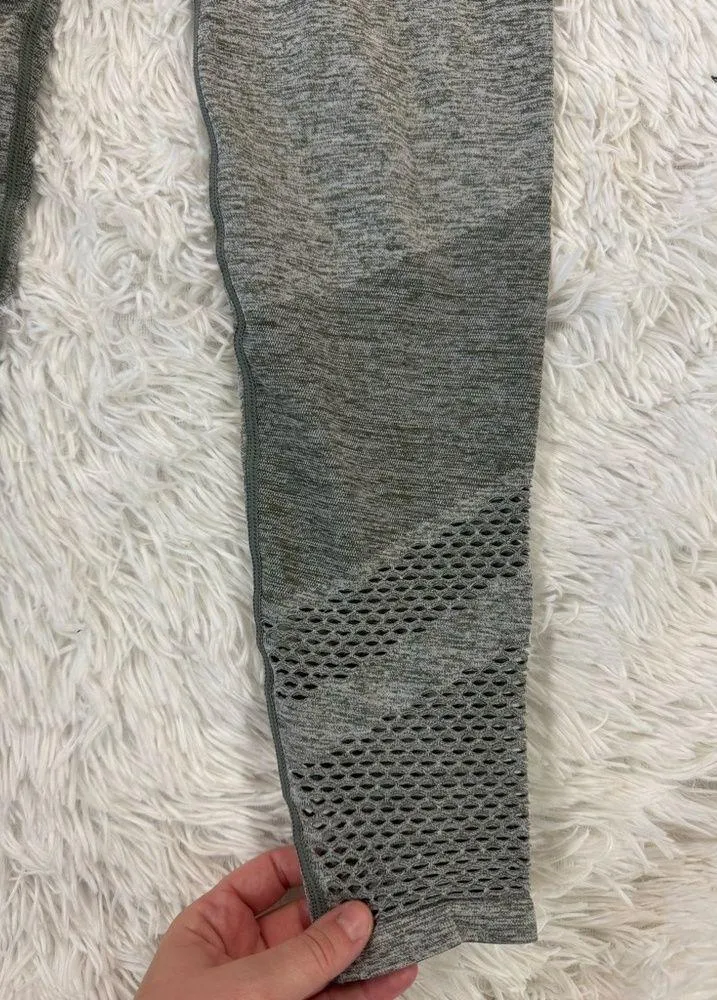 victoria secret pink seamless leggings - Image 3