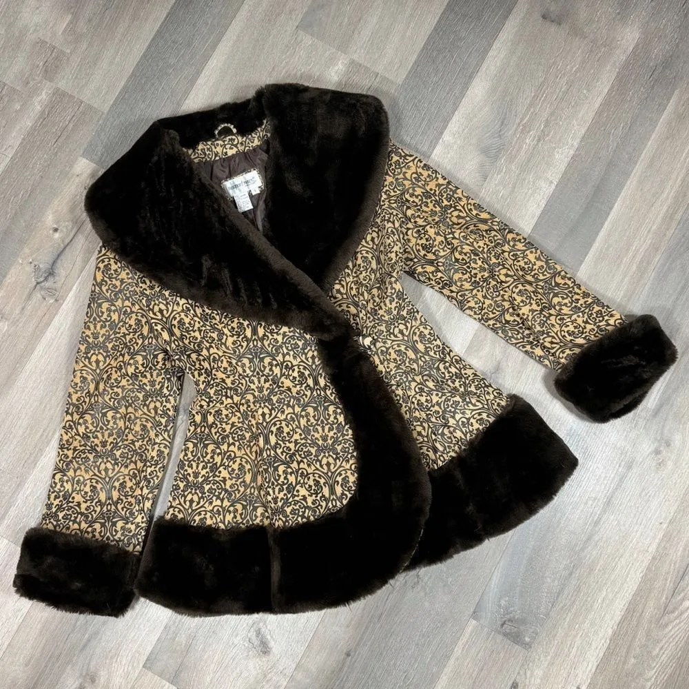 Newport News Vintage Embossed Faux Fir Trim Leather Princess‎ Swing Coat Small - Image 15