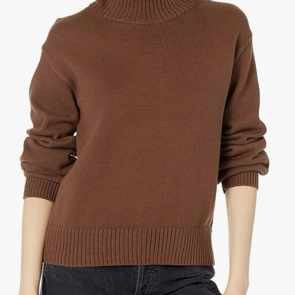Amazon Essentials turtle neck sweater - Image 2