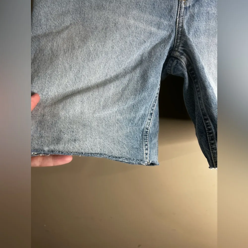 Everlane the cheeky long short size 26 - Image 4