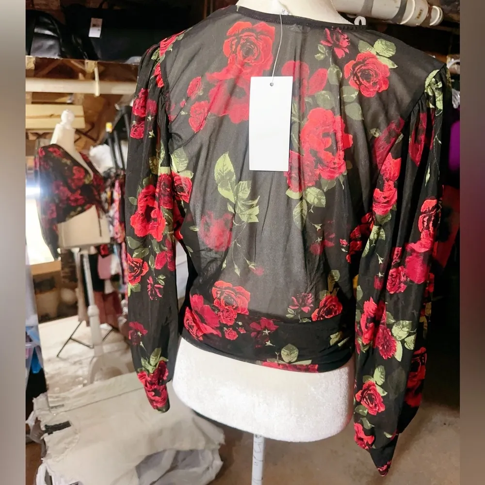 Ember lace red black floral silky stretchy V - Image 3