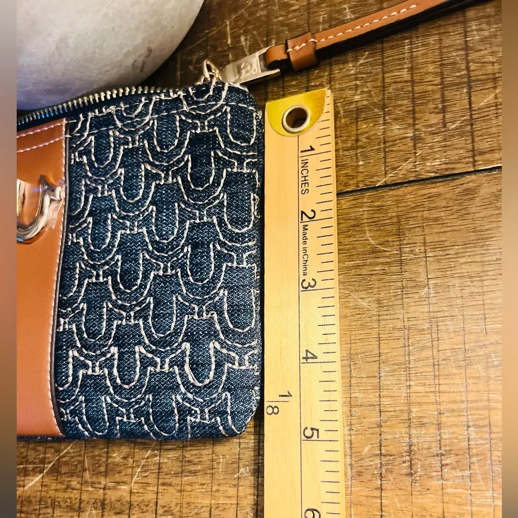 True Religion Women's Mini Wallet, Small Compact Quilted Clutch Pouch - Image 6