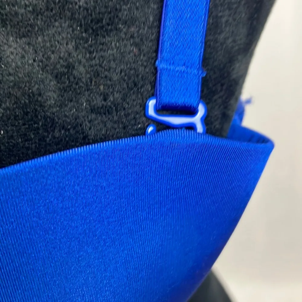 H&M Colbolt blue bra with removable straps woman’s size 34 A - Image 4