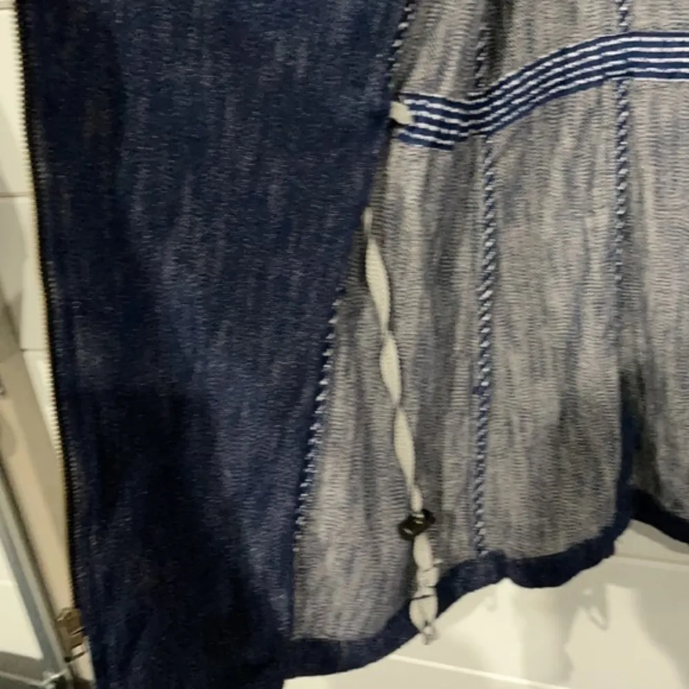 Cabi Indigo Adventure Anorak Denim Jacket Blue Small - Image 12