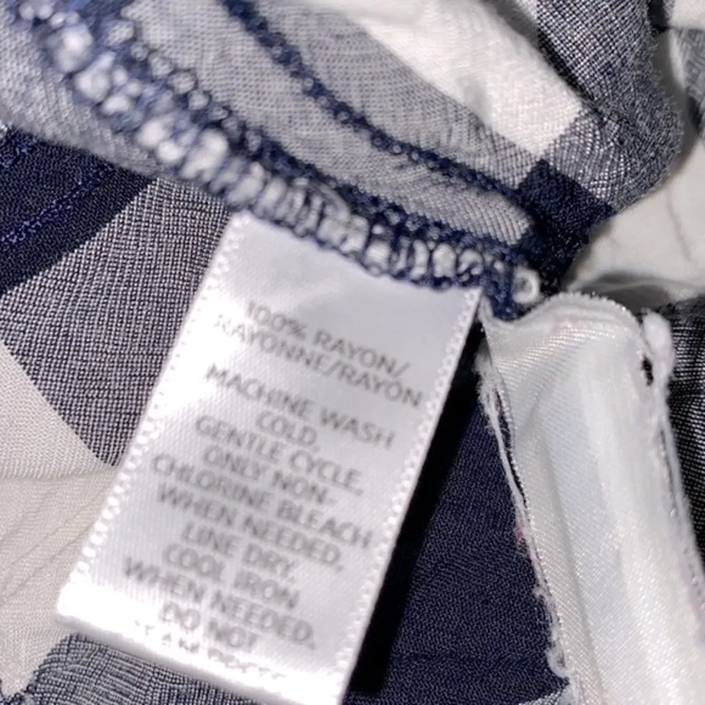 Ann Taylor LOFT checkered top size small - Image 5