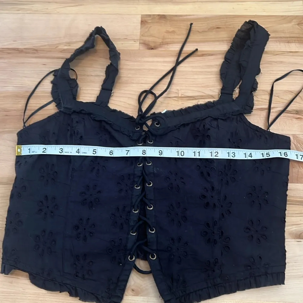 Urban Outfitters Layla Lace Up Broderie Top - NWT - Image 11