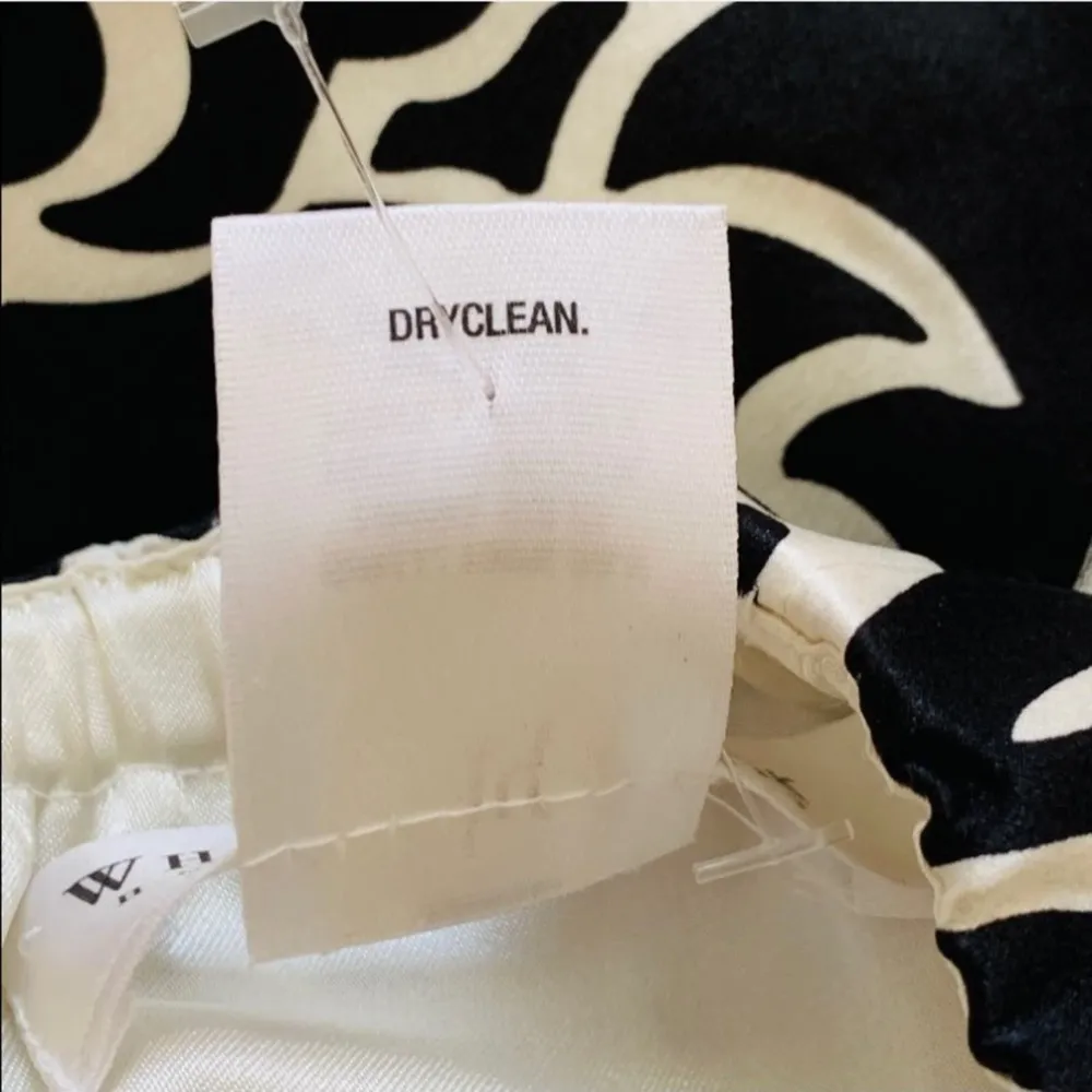 WHBM Halter Dress Black Cream Floral Sleeveless Silk Flowy Halter Dress Size 4 - Image 14