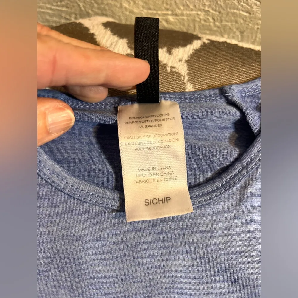 Spyder  Blue Shirt small performance long sleeve - Image 5