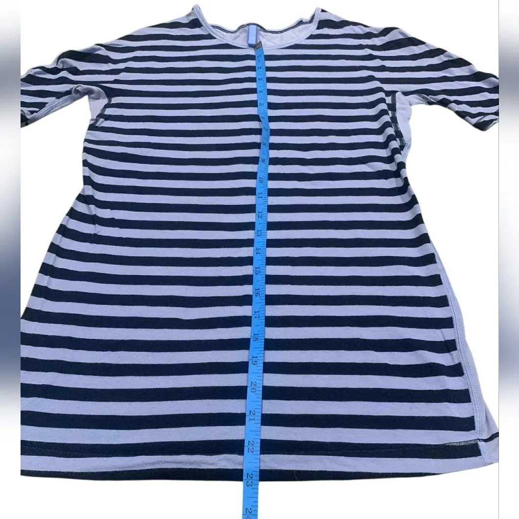 LULULEMON Lilac Striped Crewneck Tee No Size Tag PTP 15.5 Length 23 Laid Flat - Image 4
