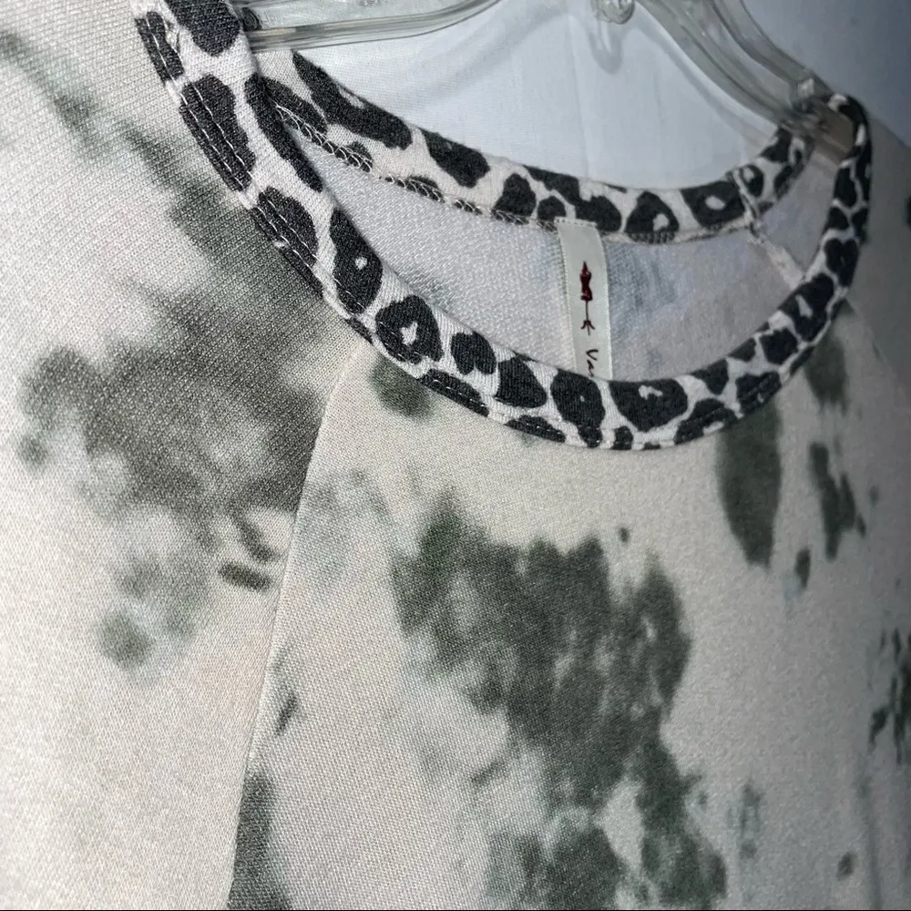 Vanilla Bay Cheetah & Tie Dye Top Small - Image 2