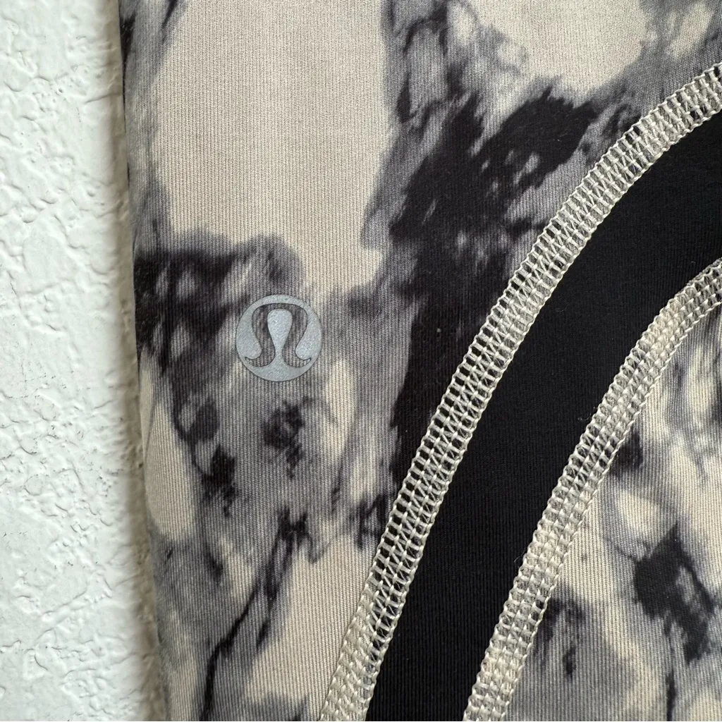 LULULEMON Run: Inspire Crop II All Luxtreme Great Granite Black Mojave Tan Sz 8 - Image 10