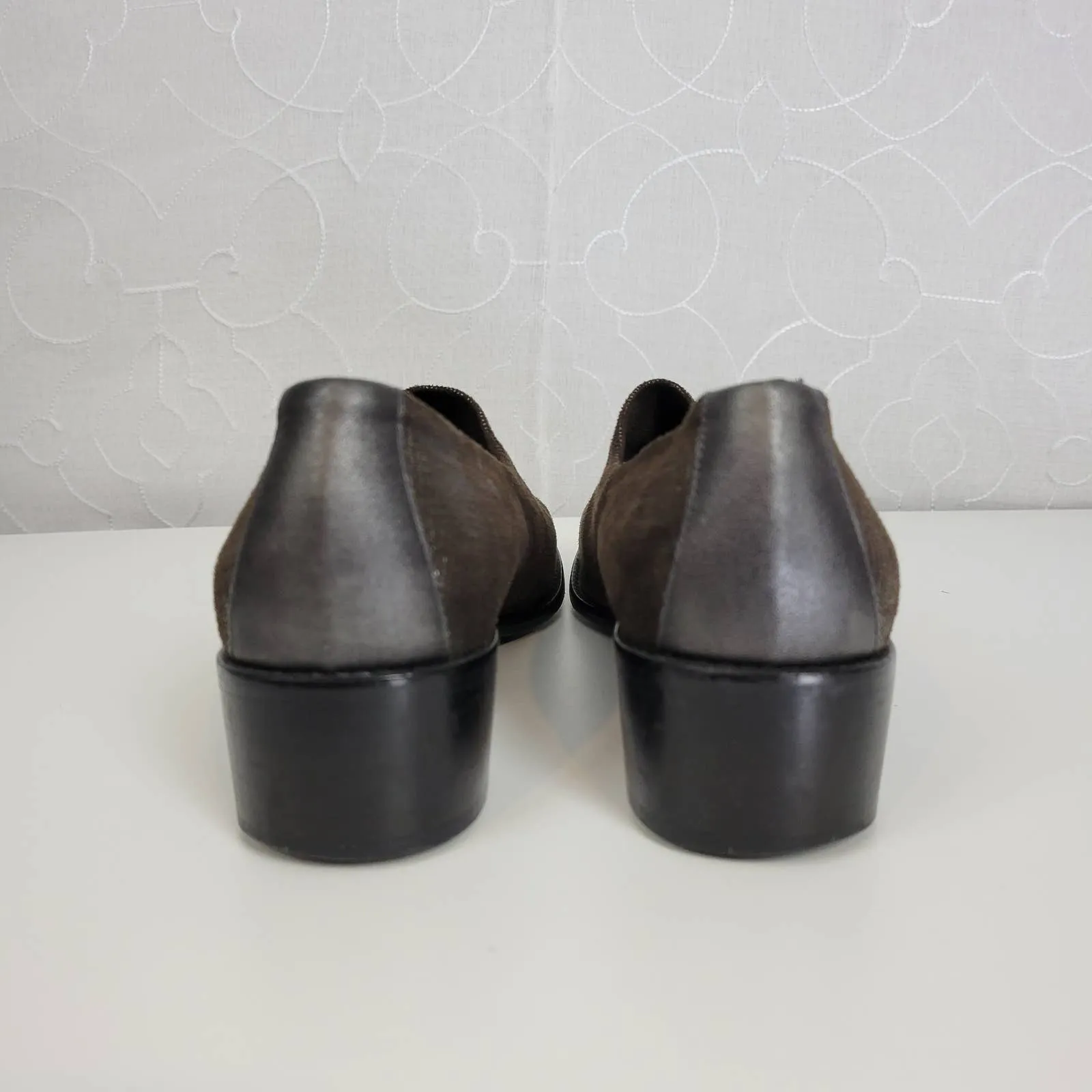 Donald J Pliner Womens Shoes Size 9‎ Silver Brown Embossed Slip - Image 3