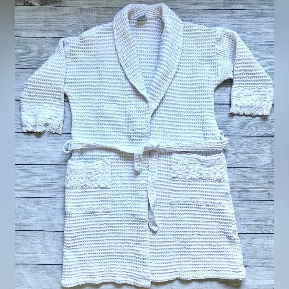 Women’s 100% Cotton White Waffle Knit Robe with Eyelet Accent Trim Size undefined - Image 4