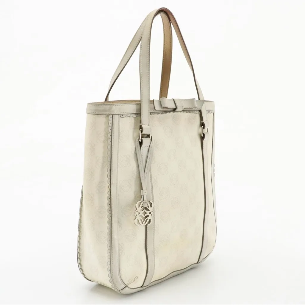 LOEWE TAUPE ANAGRAM PVC & SYNTHETIC LEATHER TRIM TOTE BAG - Image 3