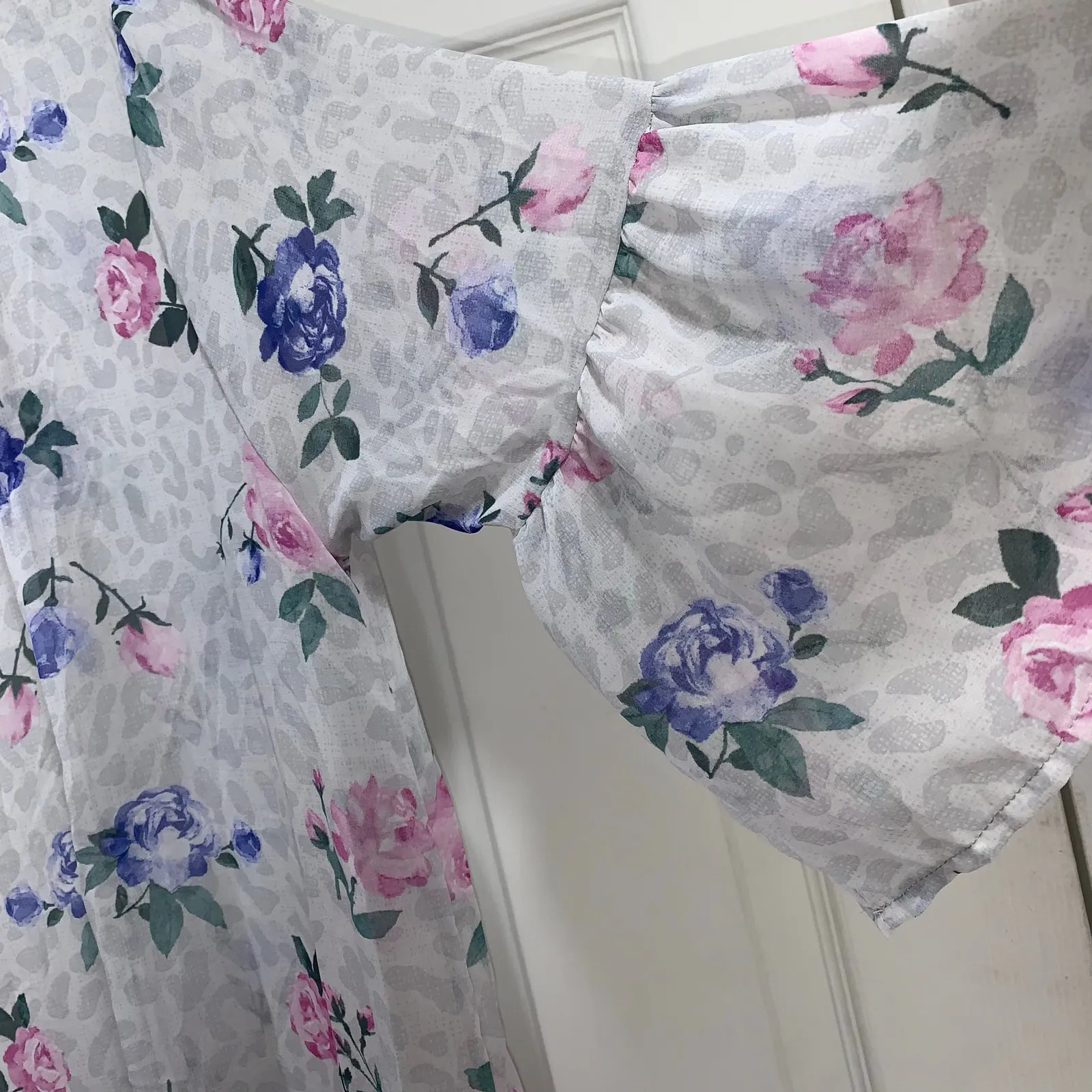 The Zig Zag Stripe Women's Long Open Cardigan Size M Sheer Floral White Size M - Image 5