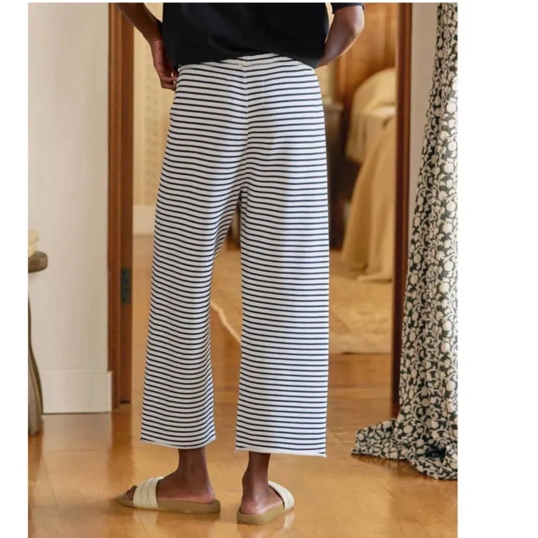 FRANK & EILEEN Striped Catherine Wide Leg French SweatPants S White Navy Cropped - Image 2