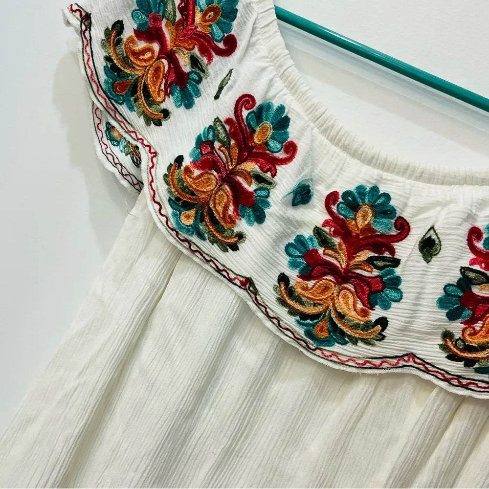 surf gypsy flower embroidered off the shoulder swimsuit cover up size La… - Image 3