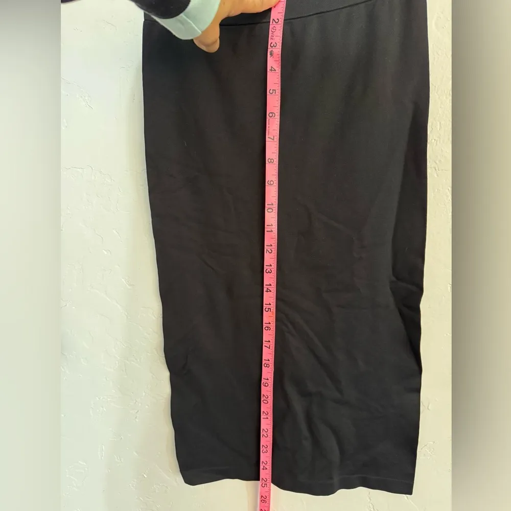 VINTAGE BODY BY VICTORIA VICTORIA’S SECRET BLACK SHAPEWEAR SKIRT SMALL LIKE NEW - Image 6