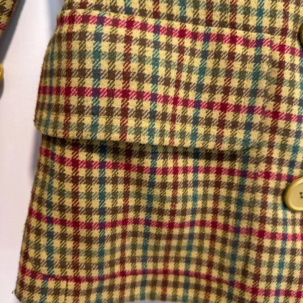 VTG 90’s GIVENCHY Couture Gold Silk Lurex Blazer. Size 44. Mustard Yellow. - Image 13