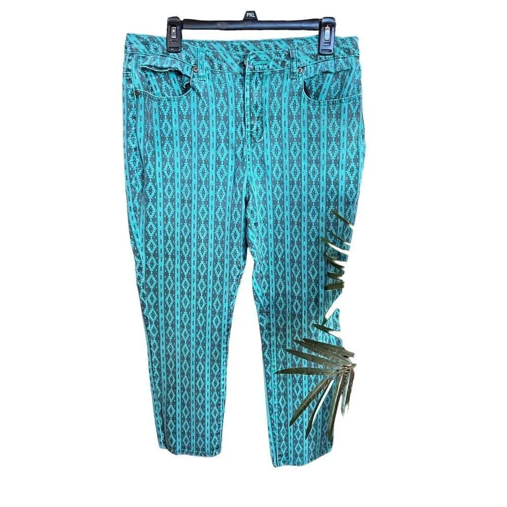DG2
Diane Gilman Women Denim Pants Stretch Aztec Cutout Green Size 12 Blue - Image 7