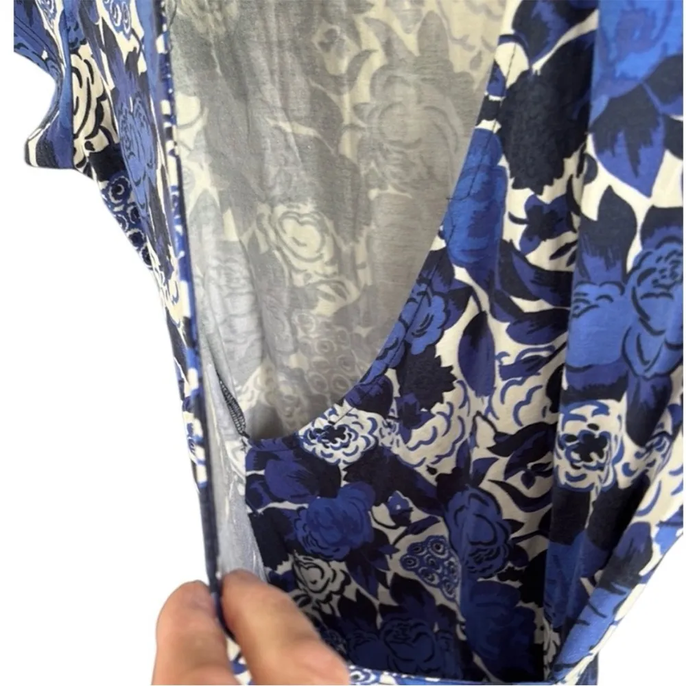 EUC Boden Faux Wrap Top Blue Floral Size 2 - Image 6