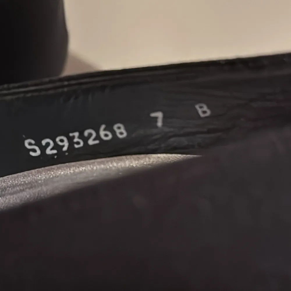 Stuart Weitzman Black Heels - Image 8