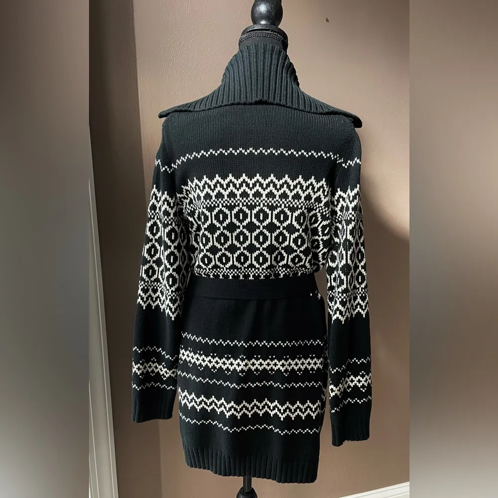 Liz Claiborne Sweater Cardigan in Black Cream - Image 4