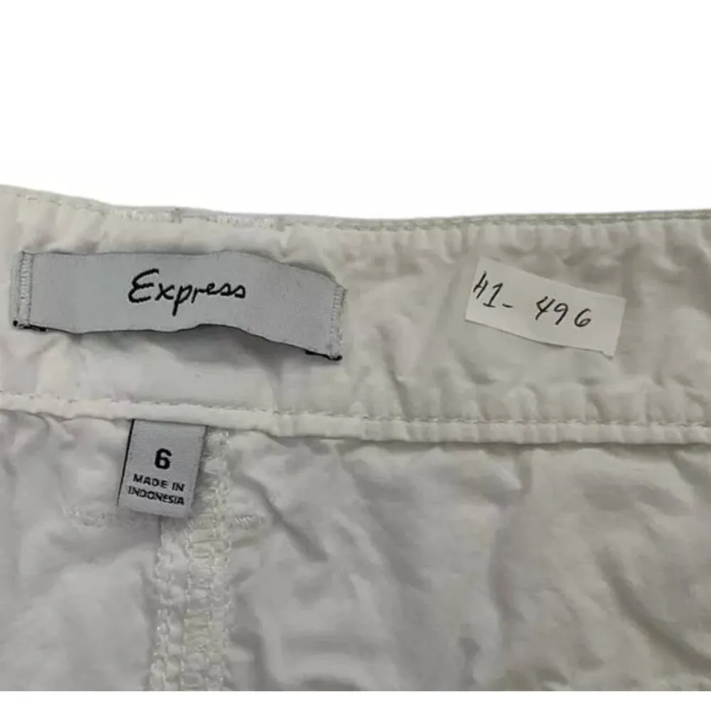 Express Women Size 6 White Cargo Capri Pants | H1-496 - Image 4