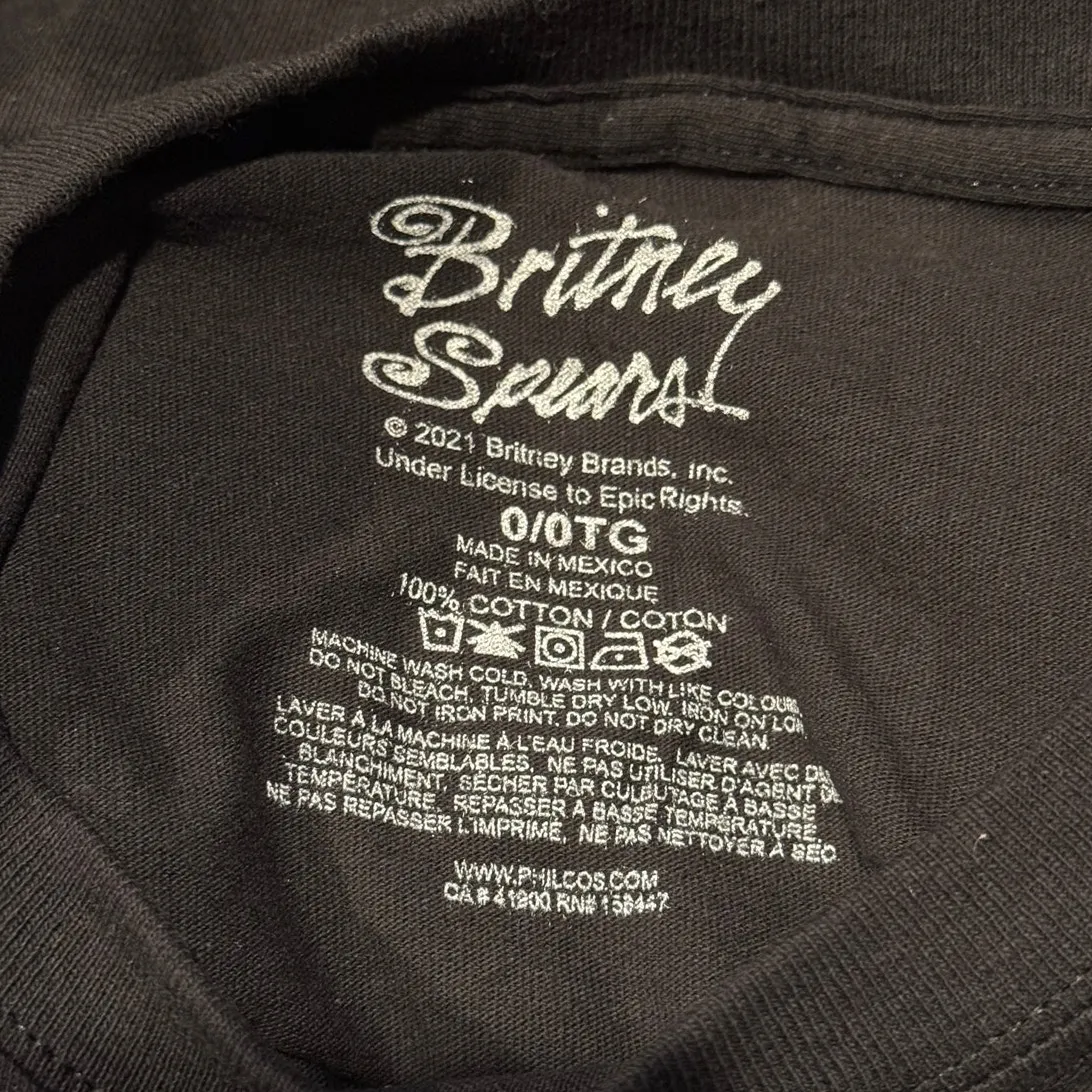 NWOT Britney Spears Vintage Style Long Sleeve Graphic Tee T Shirt Unisex L Black - Image 6