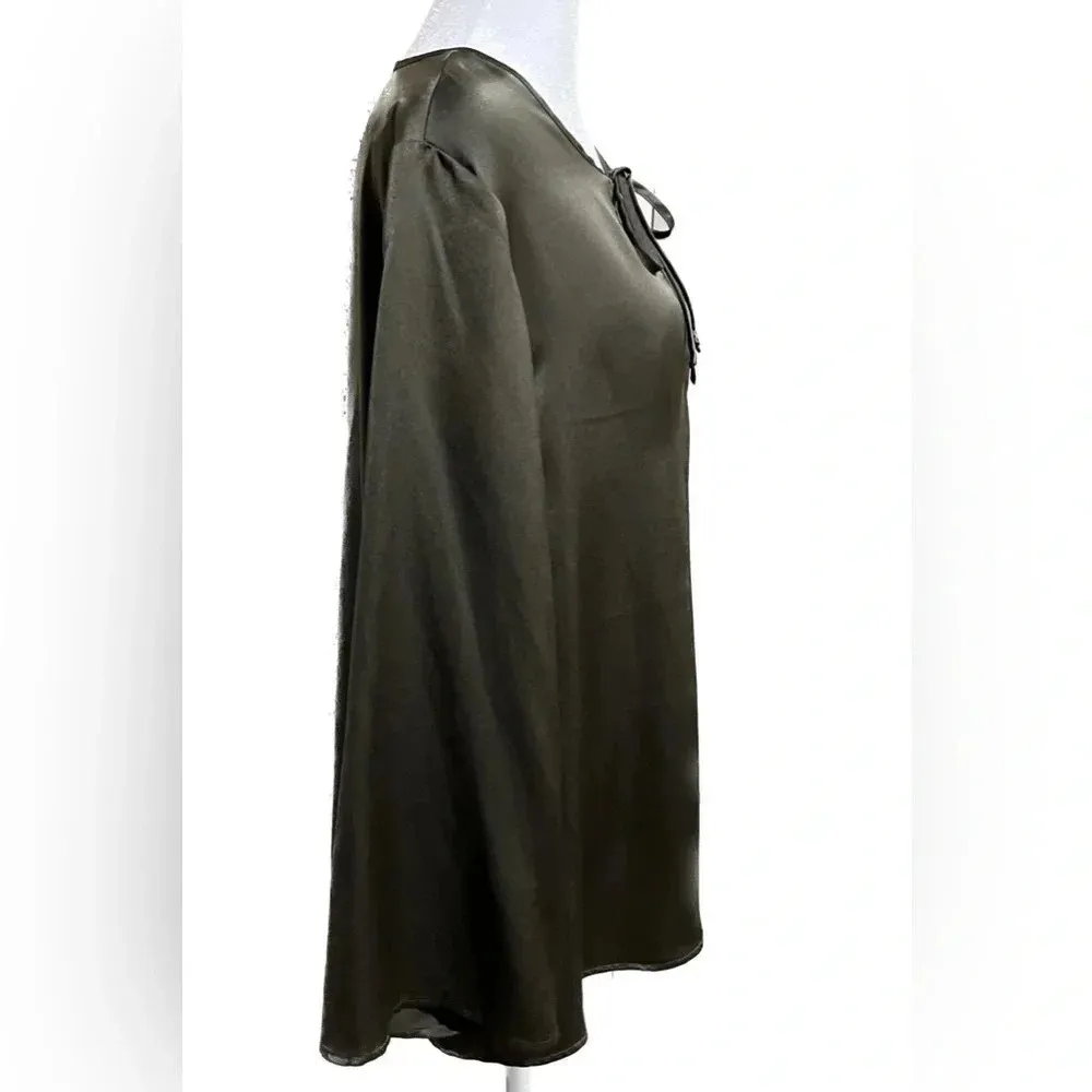 BCBGeneration Brown keyhole Styled Back blouse large - Image 4