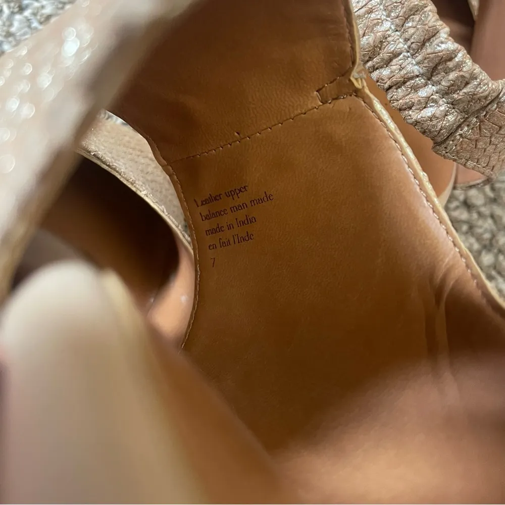 Seychelles Whirl Metallic Leather Block Heels 7 - Image 6